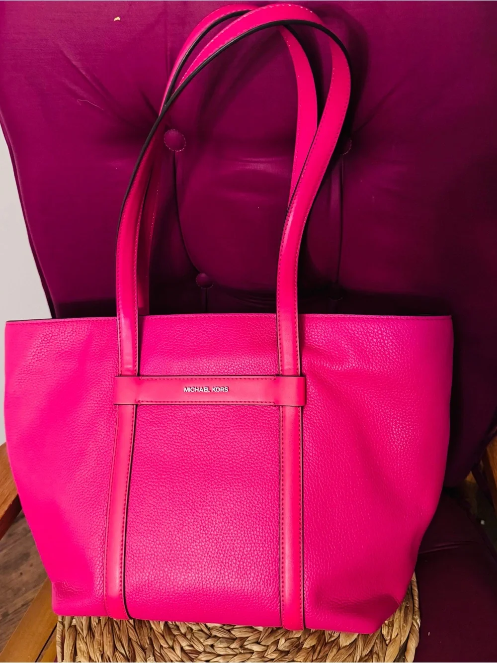 Michael Kors Jet Set Hot Pink Leather Tote- GREAT TEACHER Bag!